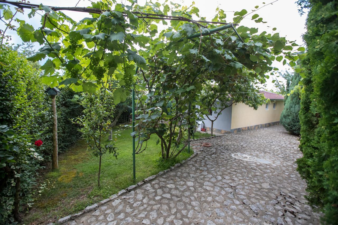 View Topia Apartments Ohrid Exterior foto